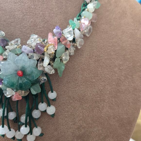 Vintage‎ Semi- Precious-stones Floral Beaded Green Macrame Adjustable Necklace - Picture 6 of 11